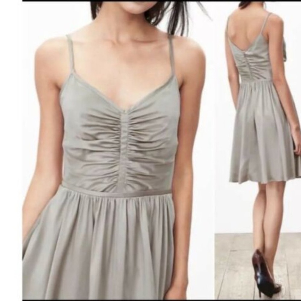 Banana Republic Silver Taupe Shirred 100% Silk Dress 0 - Picture 3 of 9